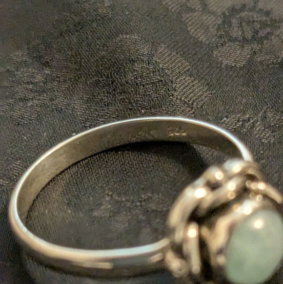 Elegant 925 Solid Sterling Silver Ring with Natural Aventurine Size 9 - Picture 4 of 5